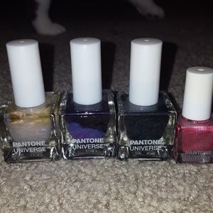 4 Pantone universe nail polishes